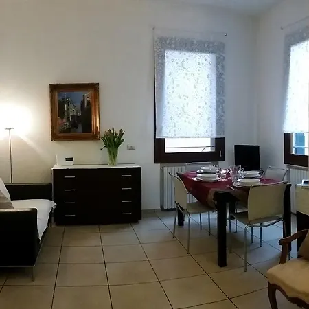 Ca Giacomo - Lovely In The Historic Center Of Appartement *